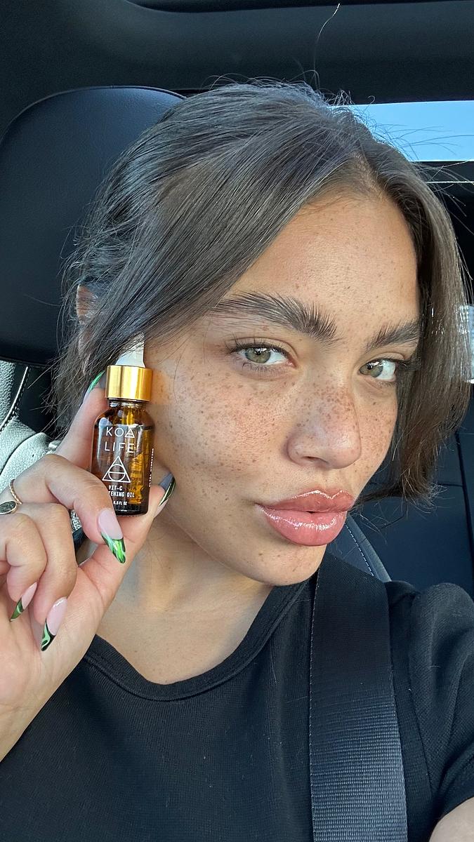 Koa Life Vit-C Brightening Oil - Image 9
