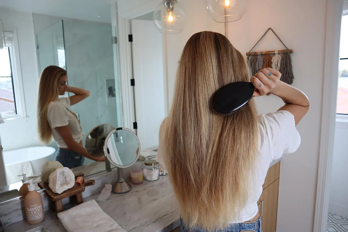Zatik Healthy & Shiny Hair Care - Image 4